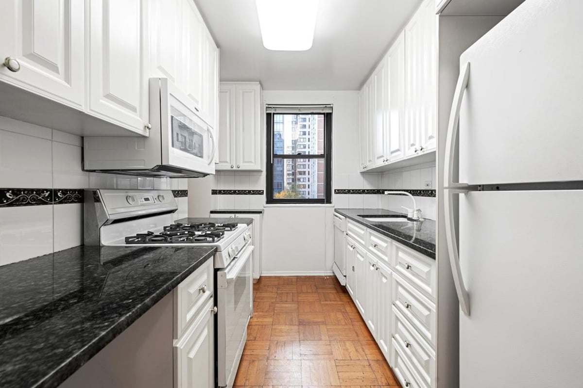 Photo for 315 East 72nd Street - 315 East 72nd Street Cooperative in Upper East Side, Manhattan