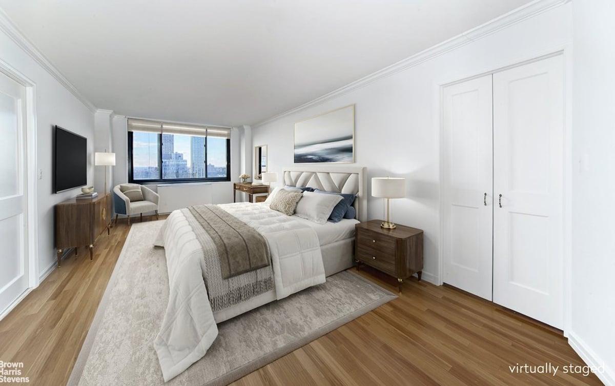 Photo for Nevada Towers - 2025 Broadway Condominium in Lincoln Square, Manhattan