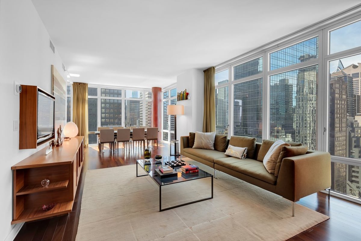 Photo for Place 57 - 207 East 57th Street Condominium in Midtown East, Manhattan