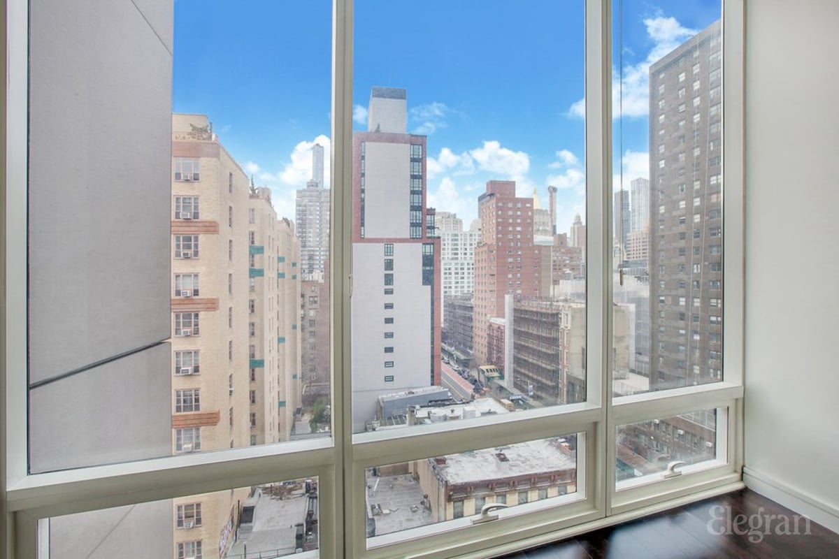 Photo for Tempo - 300 East 23rd Street Condominium in Gramercy Park, Manhattan