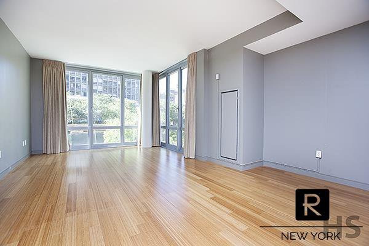 Photo for 303 East 33rd Street - 303 East 33rd Street Condominium in Murray Hill, Manhattan