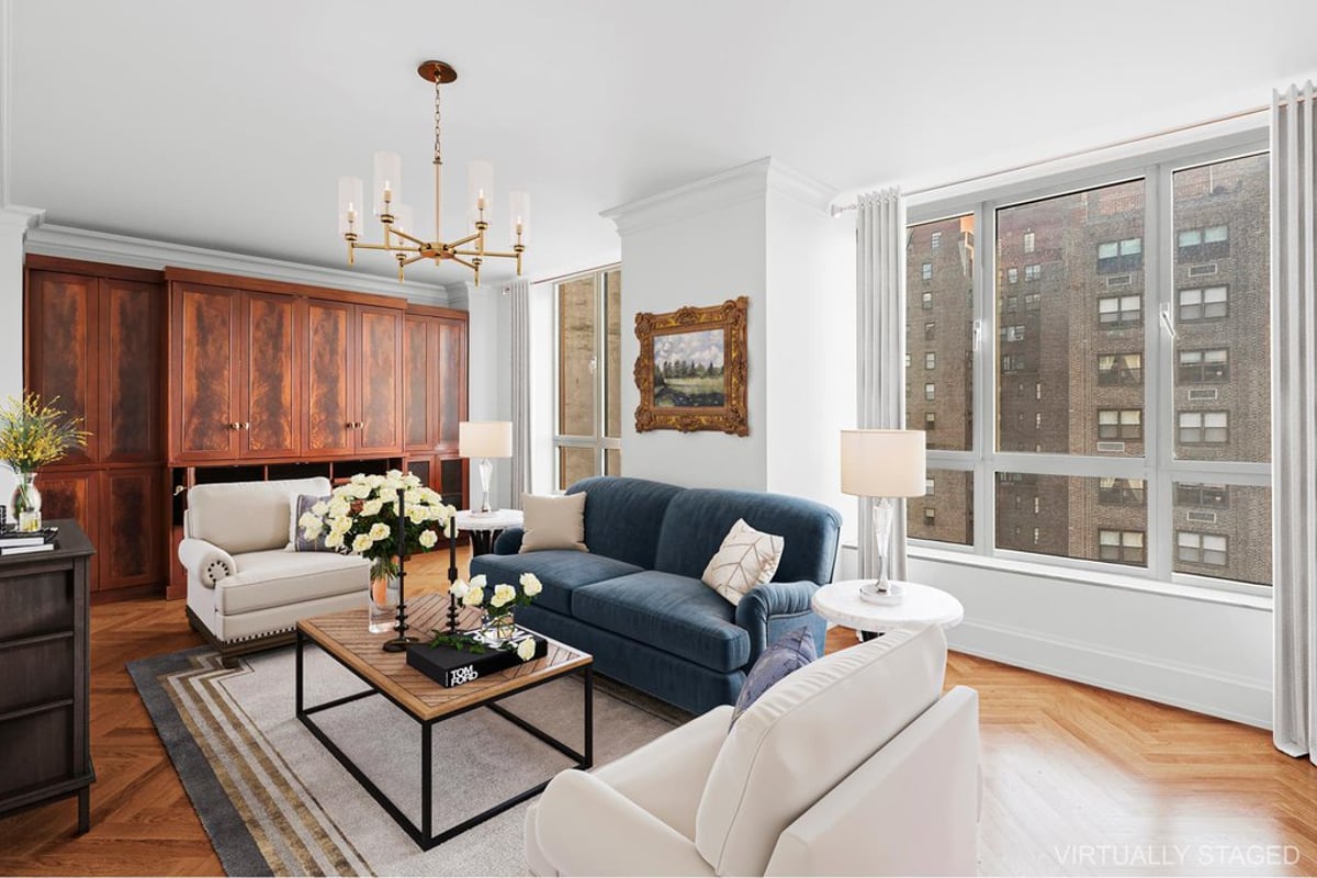 Photo for The Beekman Regent - 351 East 51St Street Condominium in Midtown East, Manhattan