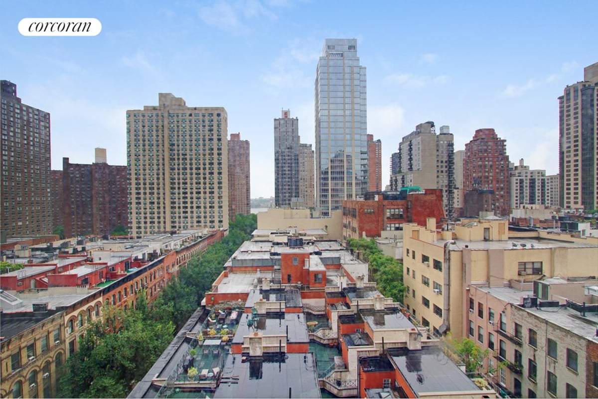 Photo for 1760 Second Avenue - 1760 Second Avenue Condominium in Upper East Side, Manhattan