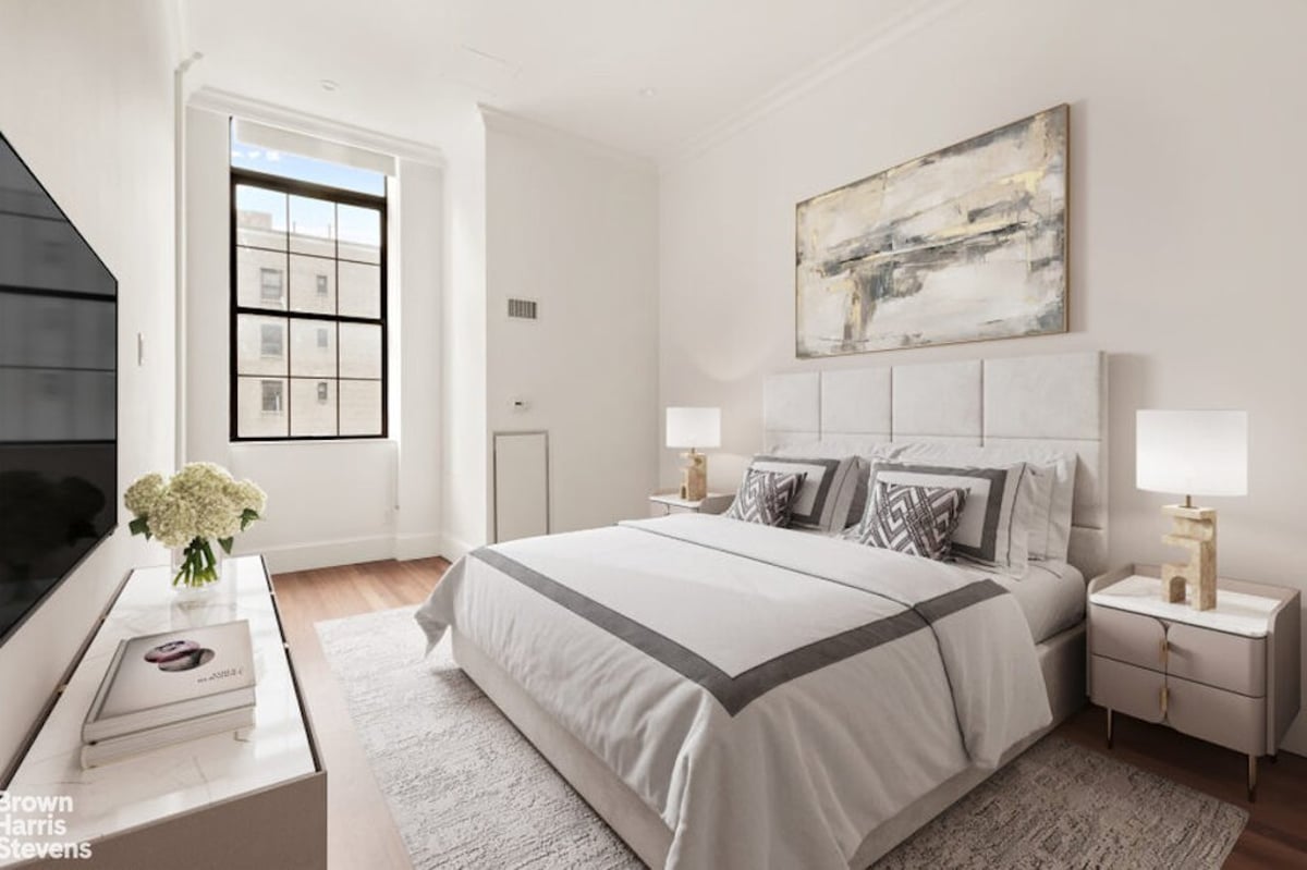 Photo for The Beekman Regent - 351 East 51St Street Condominium in Midtown East, Manhattan