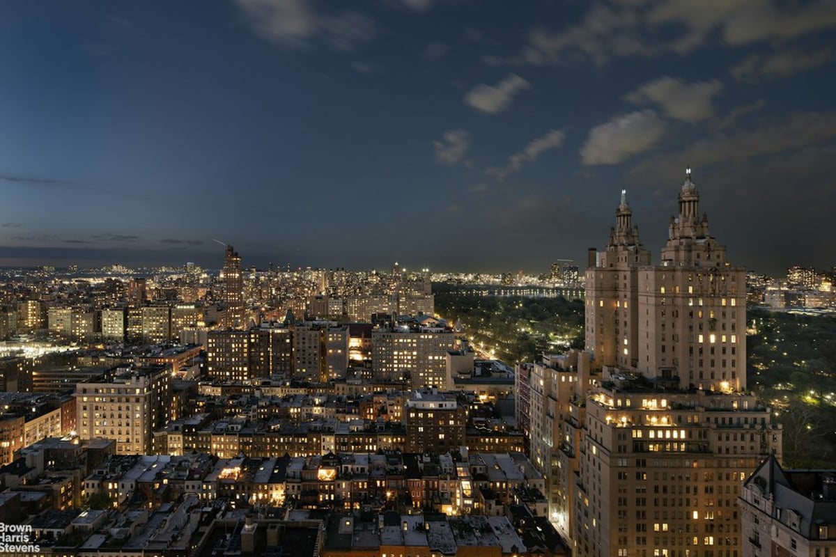 Photo for Mayfair Towers - 15 West 72nd Street Cooperative in Upper West Side, Manhattan