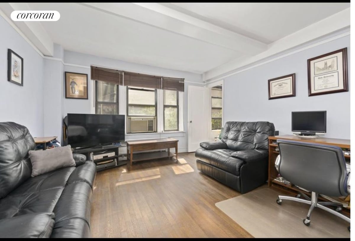 Photo for 319 East 50th Street - 319 East 50th Street Condominium in Turtle Bay, Manhattan