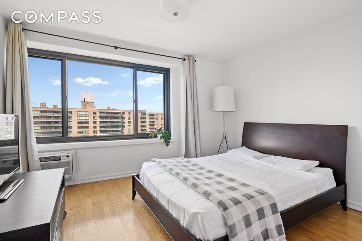 Photo for The Olmsted - 382 Central Park West Condominium in Upper West Side, Manhattan