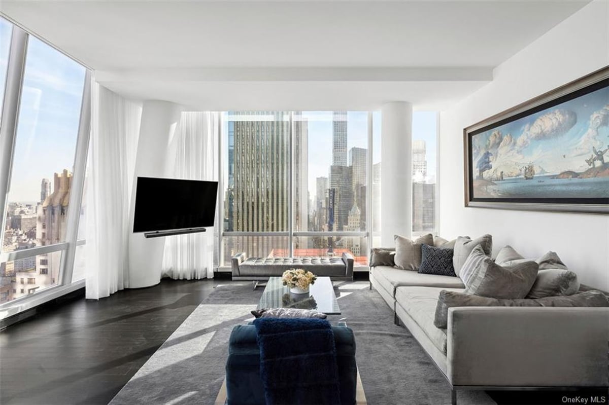 Photo for One57 - 157 West 57th Street Condominium in Midtown, Manhattan