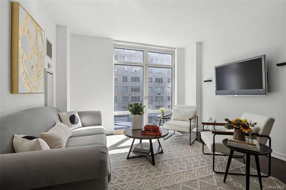 Photo for Place 57 - 207 East 57th Street Condominium in Midtown East, Manhattan