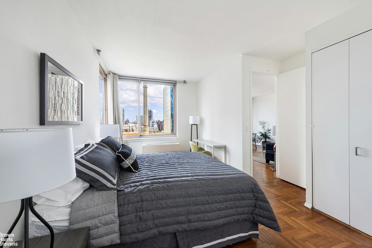 Photo for The Belaire - 524 East 72nd Street Condominium in Upper East Side, Manhattan