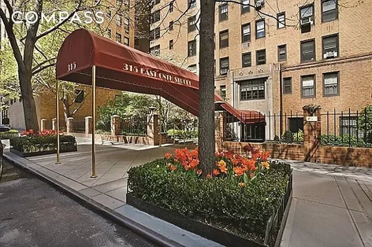 Photo for 315 East 68th Street - 315 East 68th Street Cooperative in Lenox Hill, Manhattan