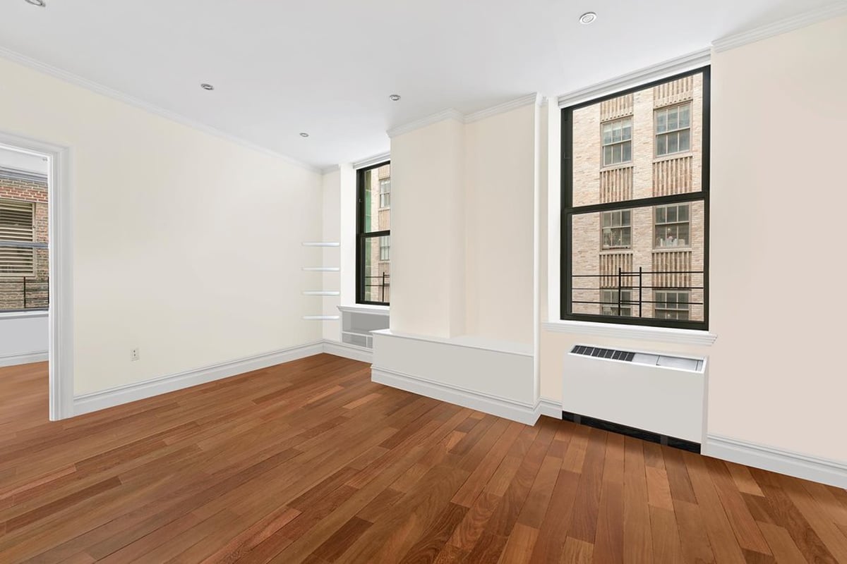 Photo for Cocoa Exchange - 1 Wall Street Court Condominium in Financial District, Manhattan