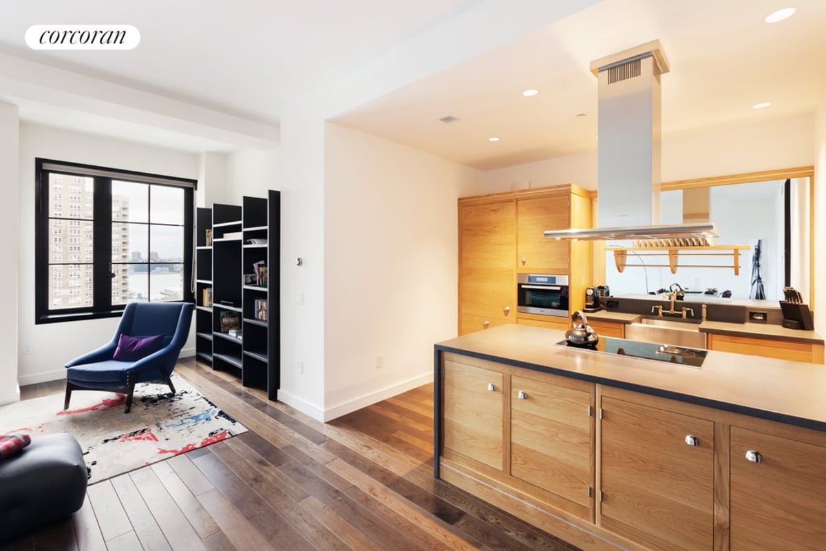 Photo for Stella Tower - 425 West 50th Street Condominium in Midtown West, Manhattan