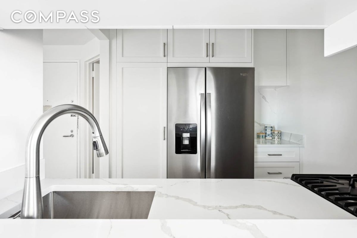 Photo for CitySpire - 150 West 56th Street Condominium in Midtown, Manhattan