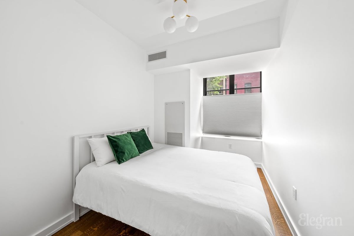 Photo for The Seymour - 261 West 25th Street Condominium in Chelsea, Manhattan