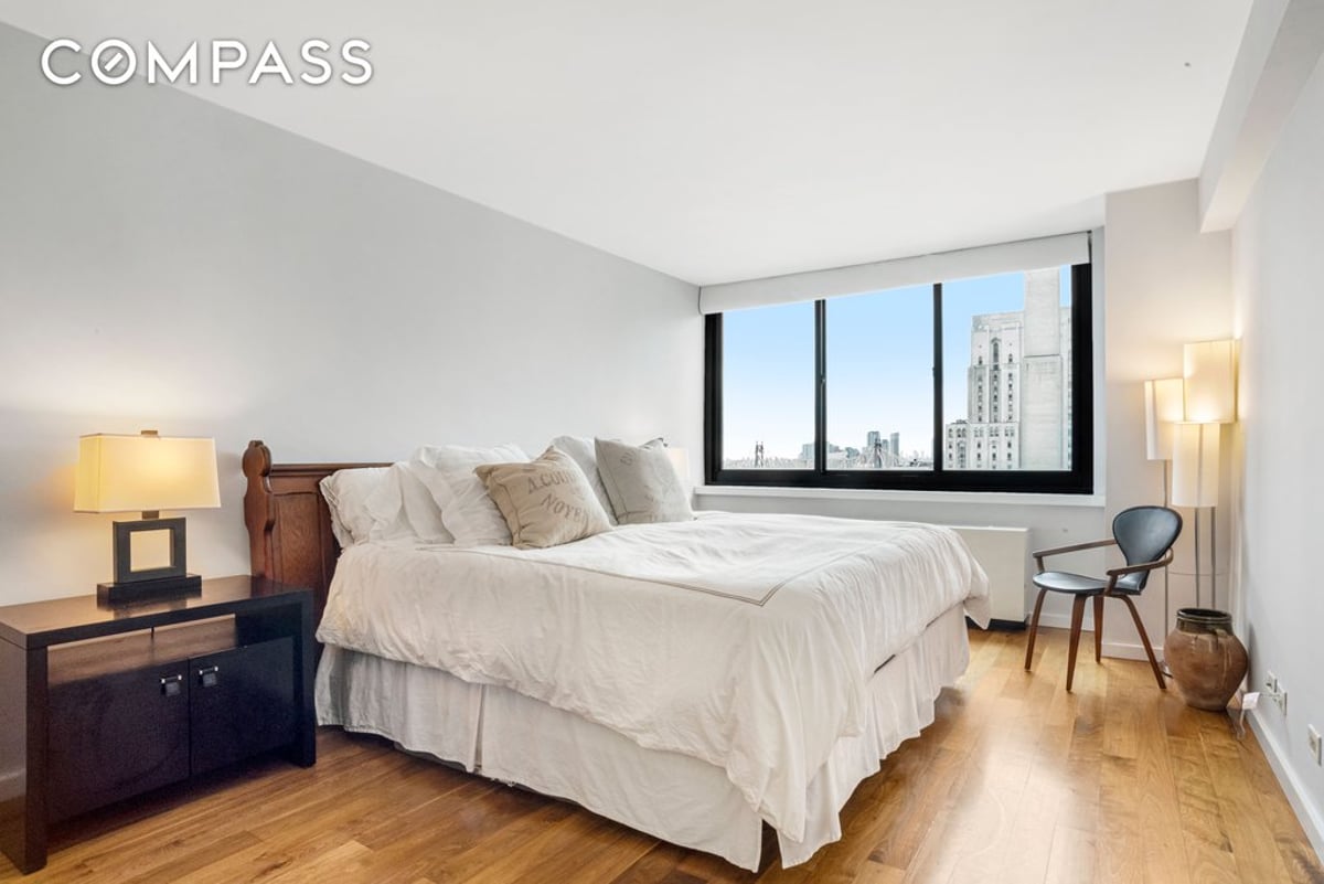 Photo for 515 East 72 - 515 East 72nd Street Condominium in Upper East Side, Manhattan