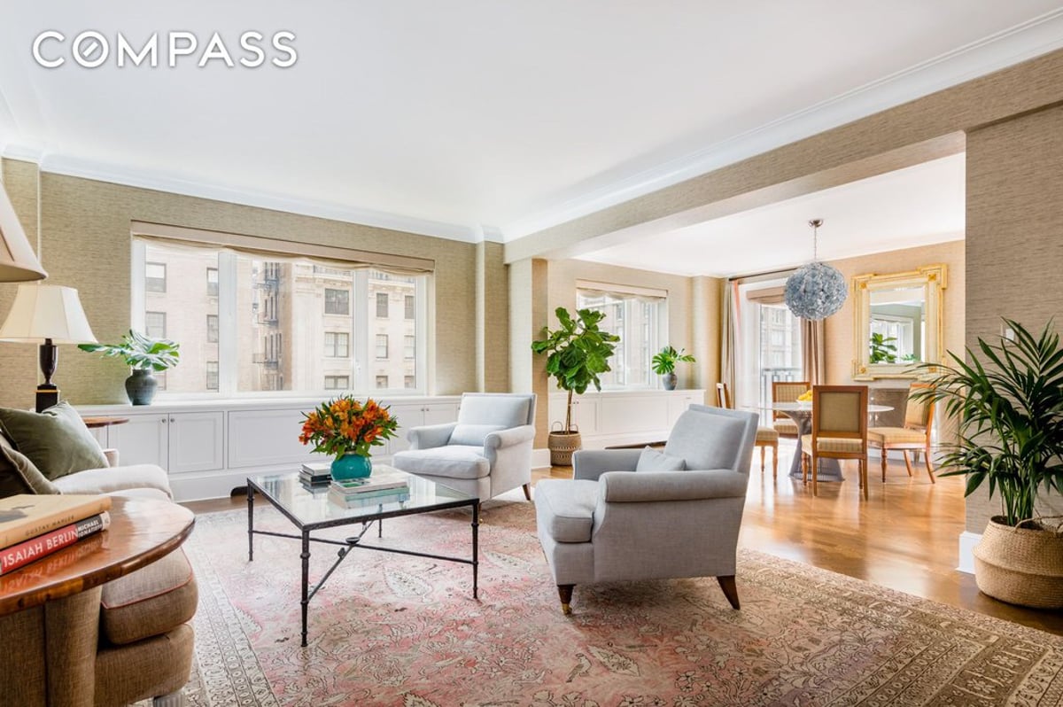 Photo for 530 Park Avenue - 530 Park Avenue Condominium in Upper East Side, Manhattan