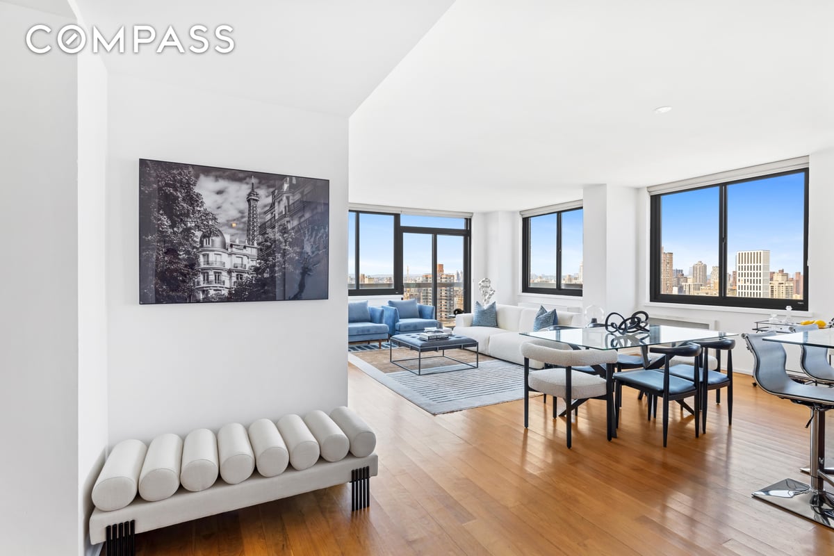 Photo for 515 East 72 - 515 East 72nd Street Condominium in Upper East Side, Manhattan