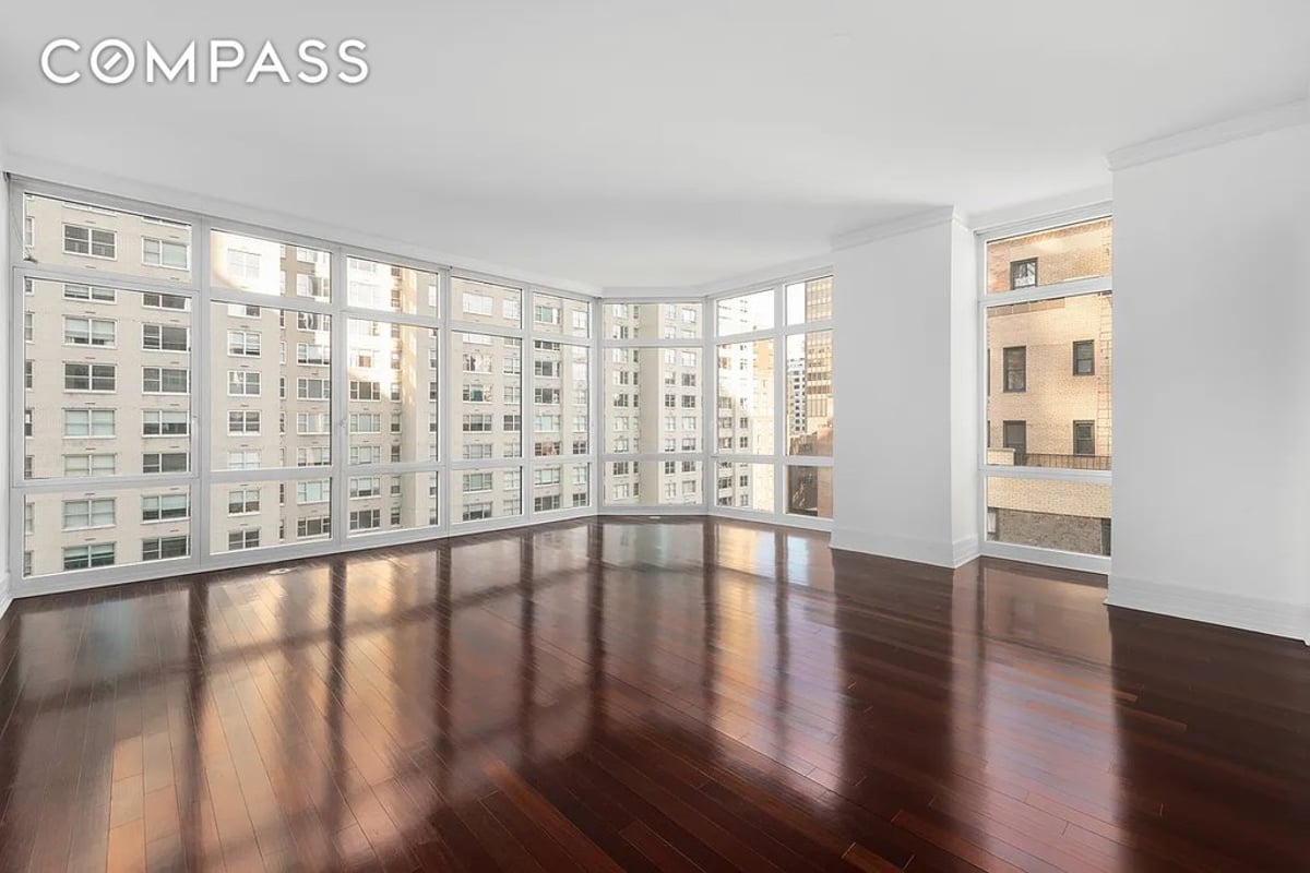 Photo for Milan Condominium - 300 East 55th Street Condominium in Midtown East, Manhattan