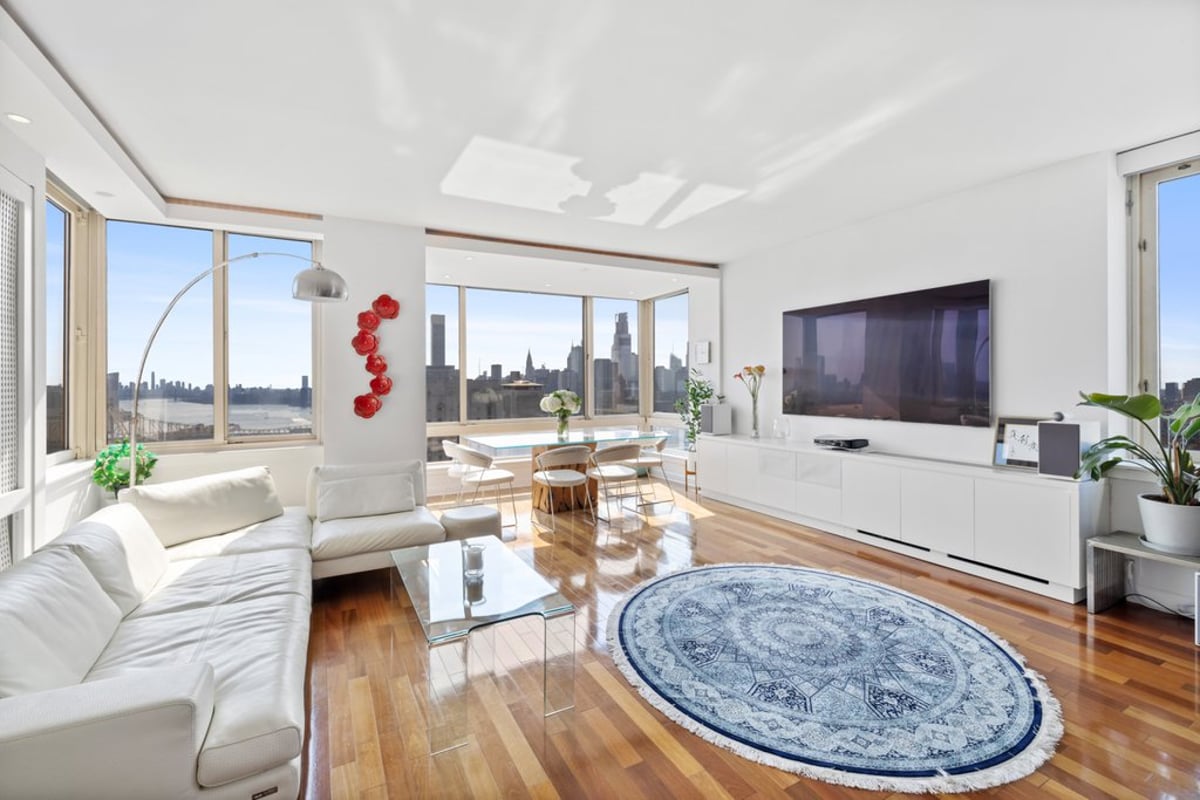 Photo for The Belaire - 524 East 72nd Street Condominium in Upper East Side, Manhattan