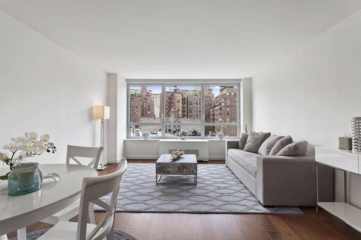 Photo for Carnegie Park Condominium - 200 East 94th Street Condominium in Upper East Side, Manhattan