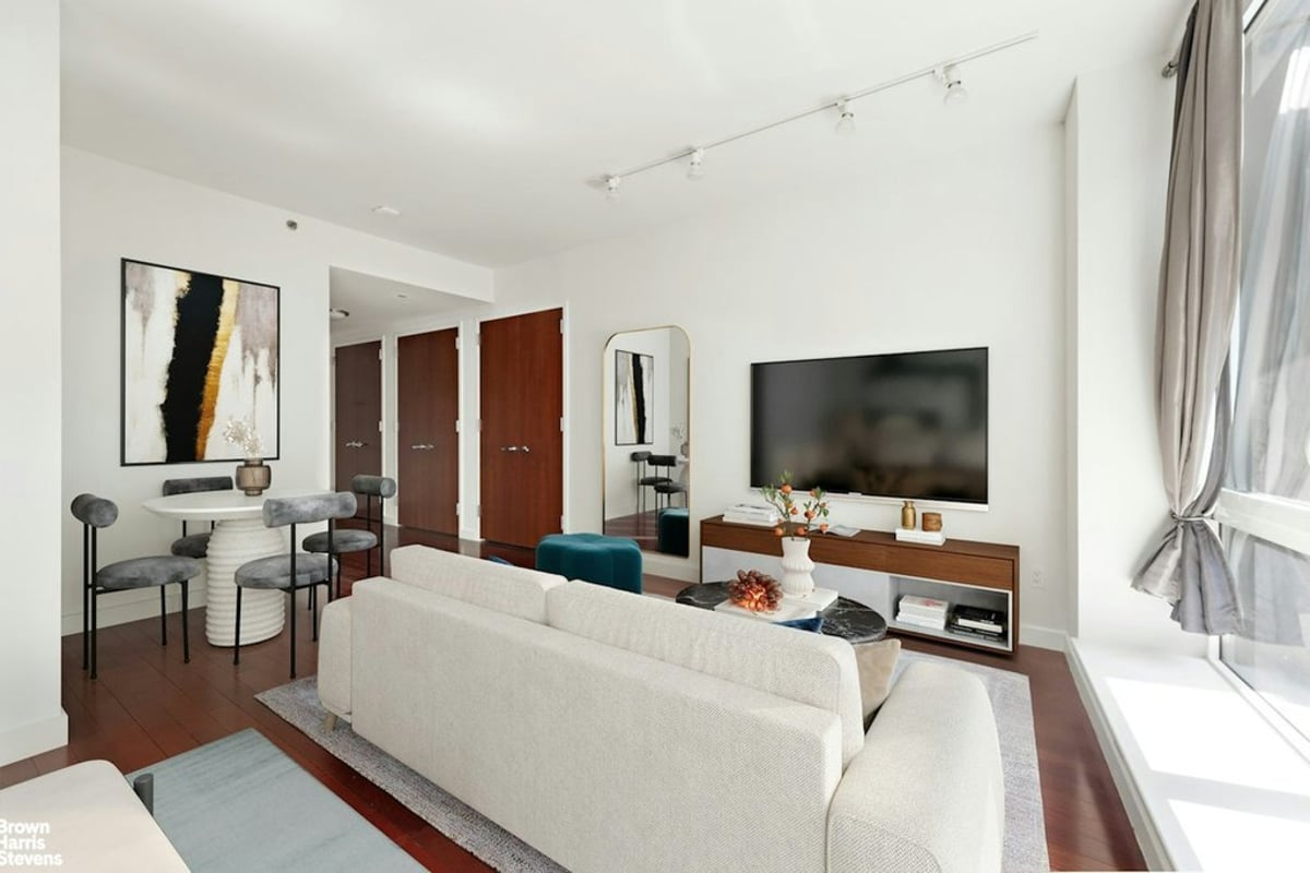 Photo for The Indigo Condominium - 125 West 21St Street Condominium in Chelsea, Manhattan