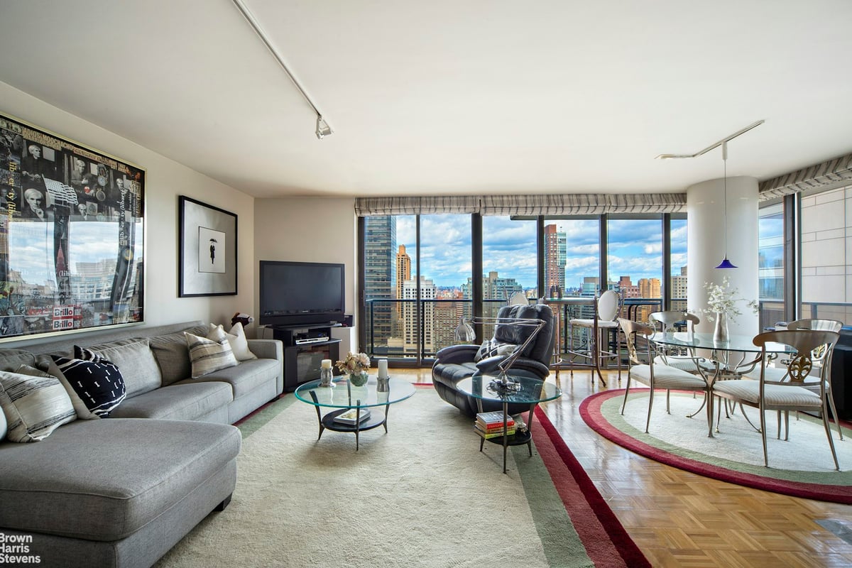 Photo for The Alfred - 161 West 61St Street Condominium in Upper West Side, Manhattan