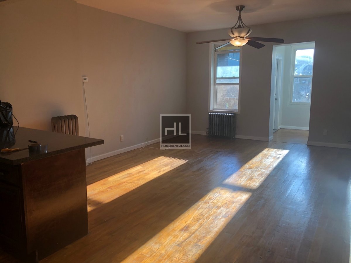 SUNNY & LARGE 3 BEDROOMS/ 2 FULL BATH ROOMS TAPSCOTT STREET ...