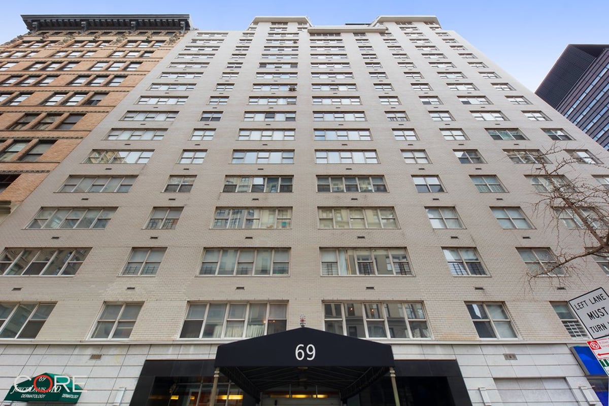 Photo for The Wedgwood House - 69 Fifth Avenue Condominium in Union Square, Manhattan