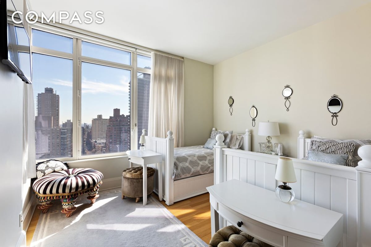 Photo for Georgica - 305 East 85th Street Condominium in Upper East Side, Manhattan